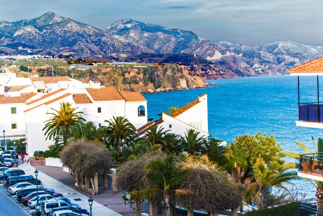 Nerja Center Apartment With Sea View Exterior photo